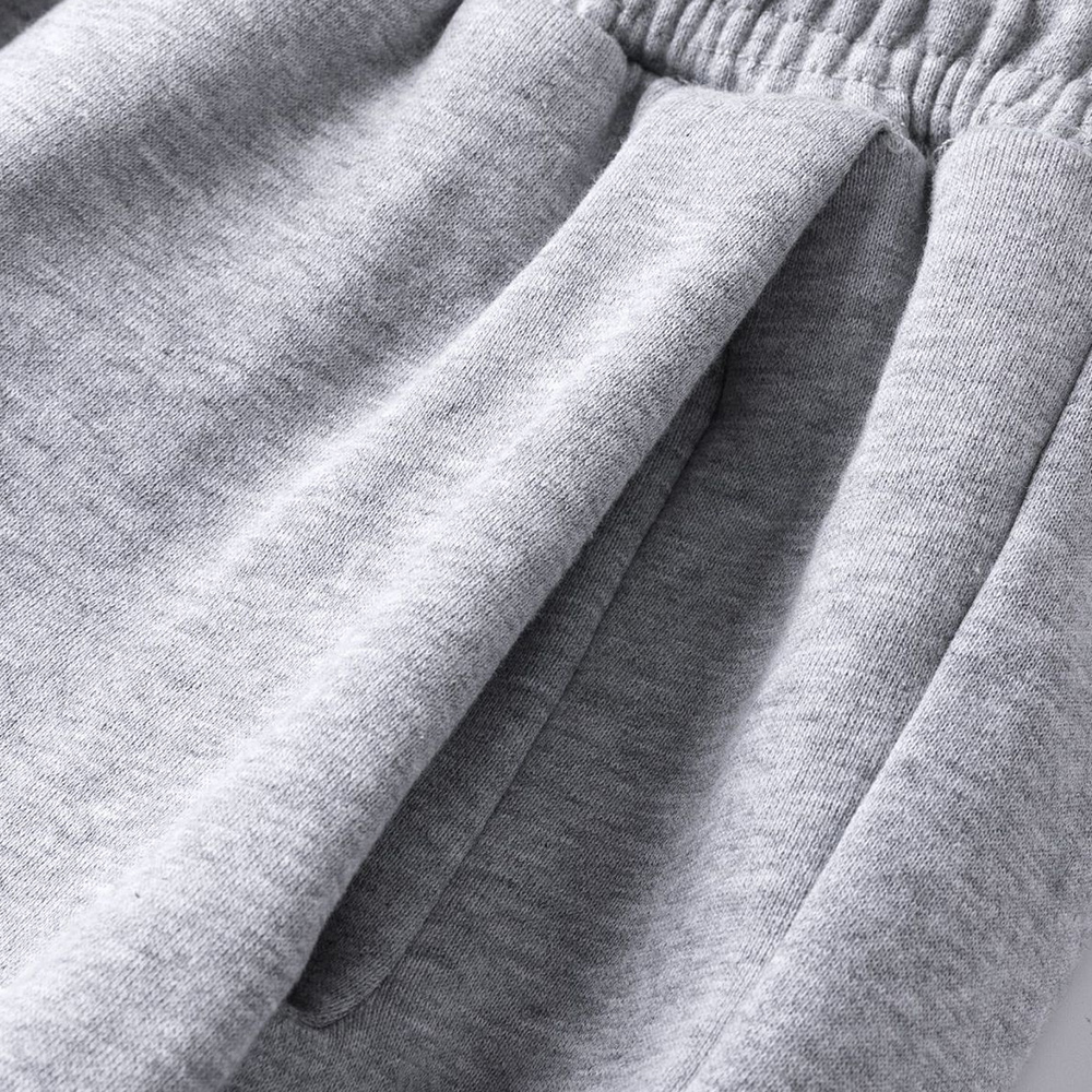 Lässige bequeme locker sitzende Sporthose für Herren