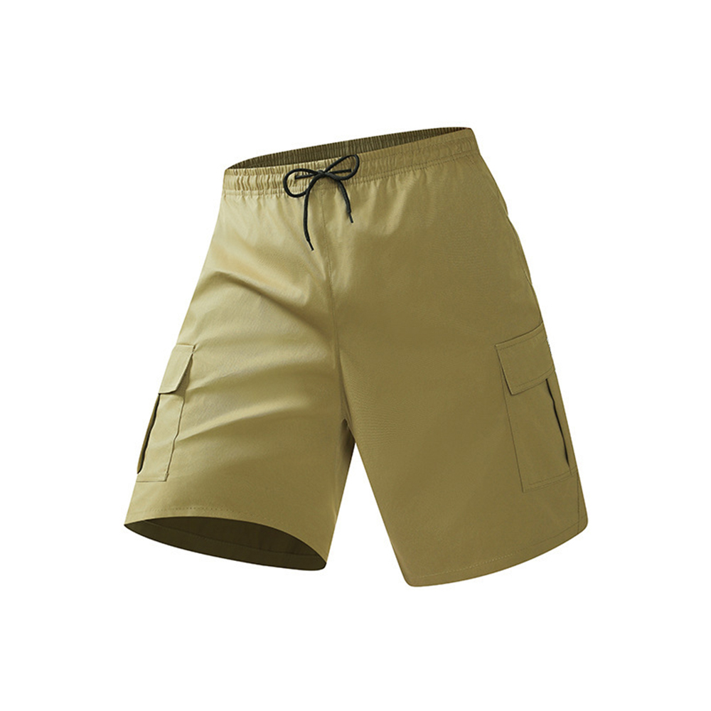 Lässige Shorts mit mehreren Taschen in einfarbiger Optik für Herren