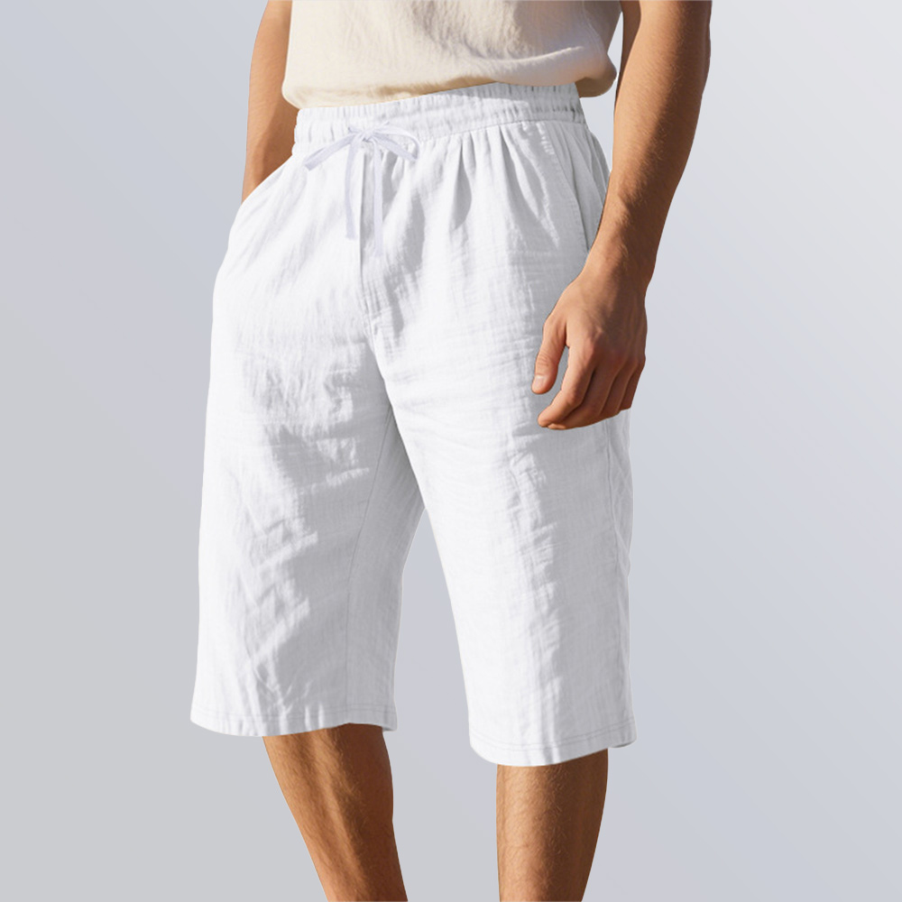 Sommerliche schlichte Herrenhose aus lockerem Leinen