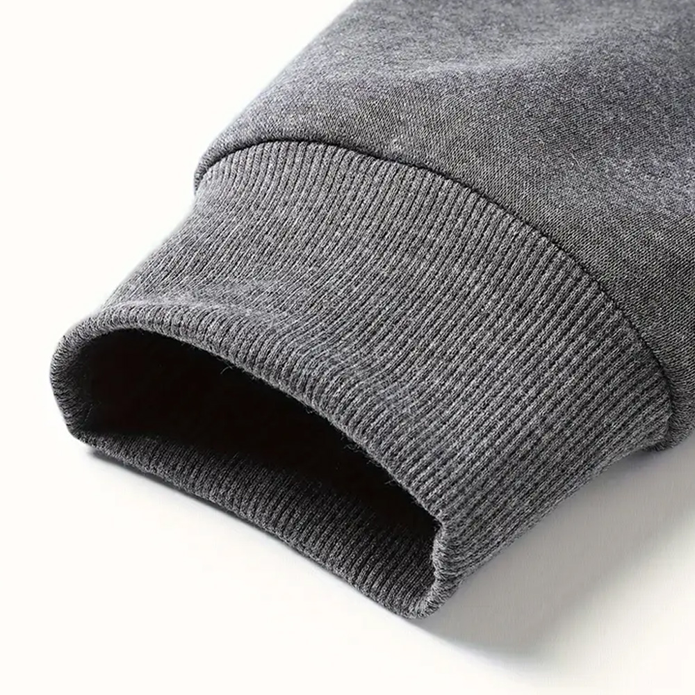 Stilvolles Herren-Set aus Langarm-Sweatshirt und Jogginghose