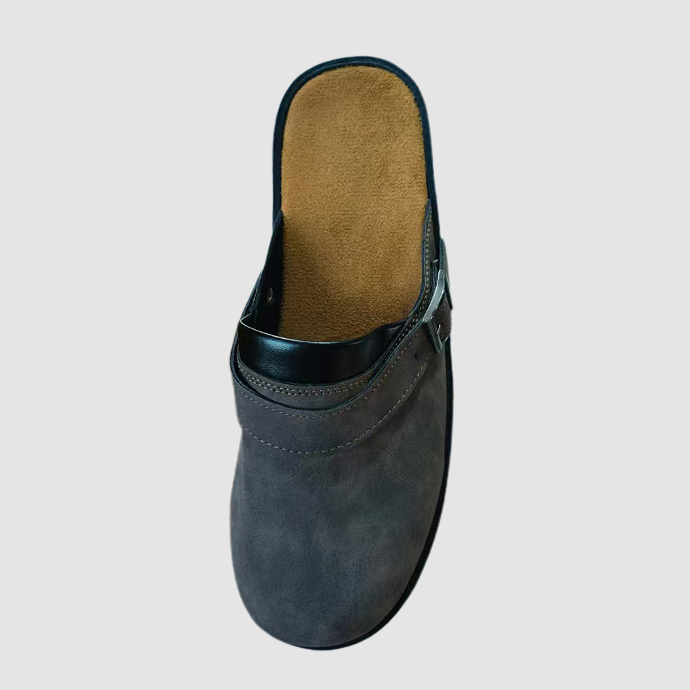 Neue große Freizeit-Lederhausschuhe für Herren