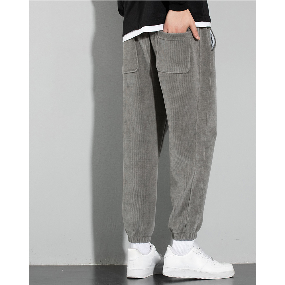 Sportliche Freizeithose für Herren aus Cord und Fleece