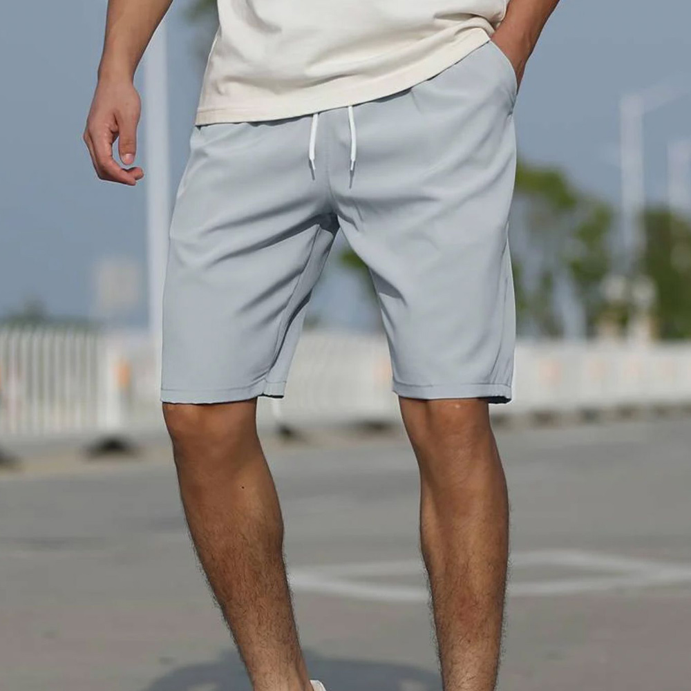 Lässige und bequeme Strandshorts für Herren in einfarbiger Ausführung