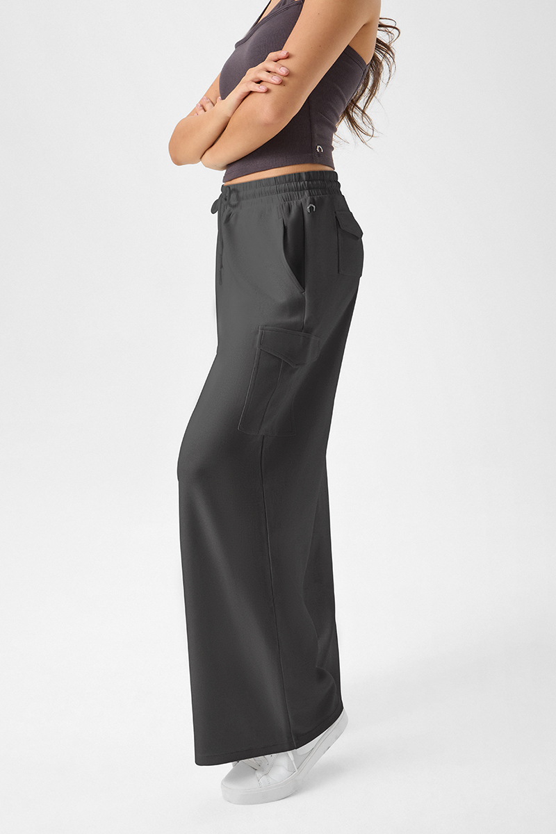 Ease Cargo Pants