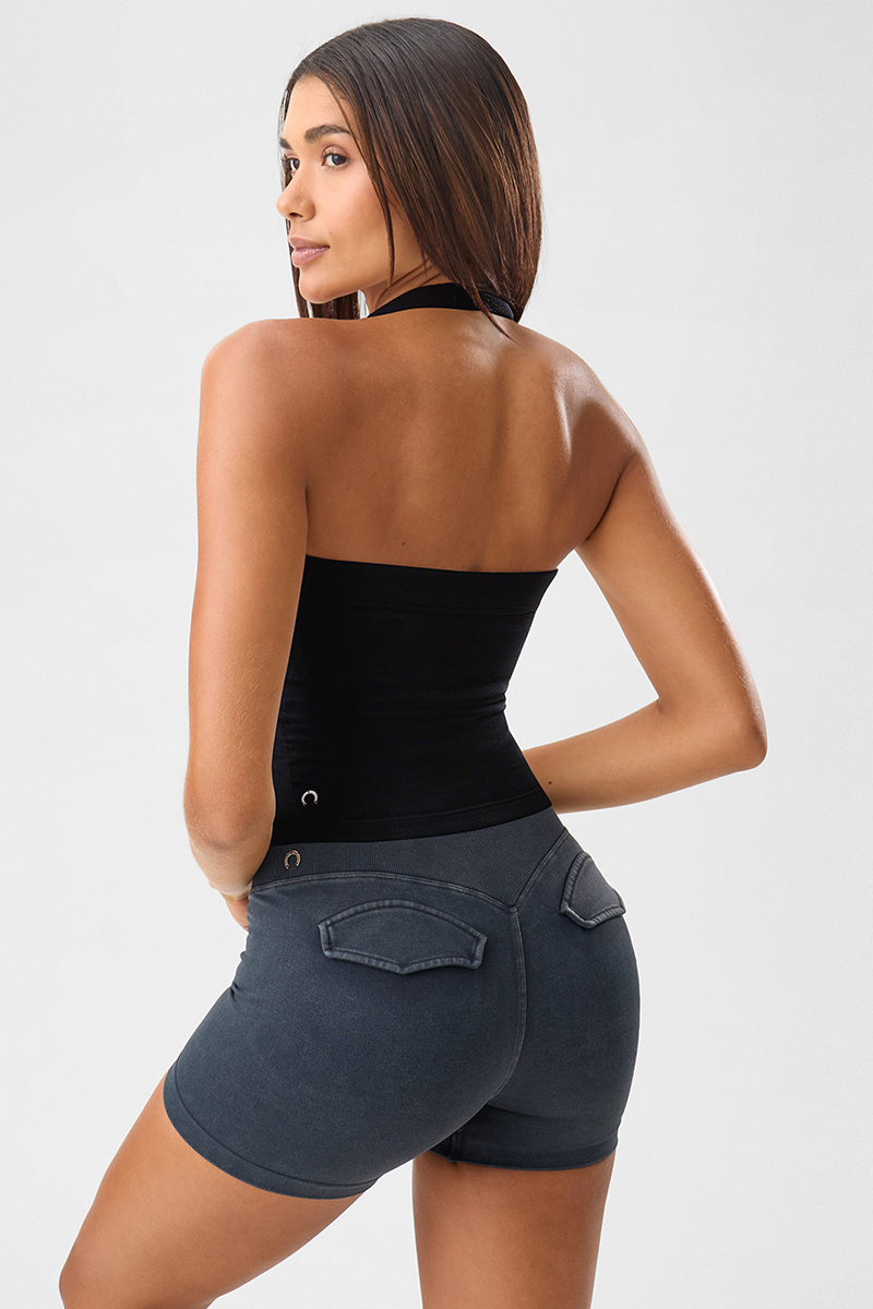 Clean Halter Tank
