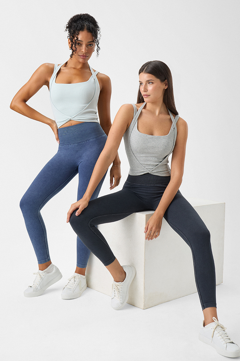 Front Twist Tank