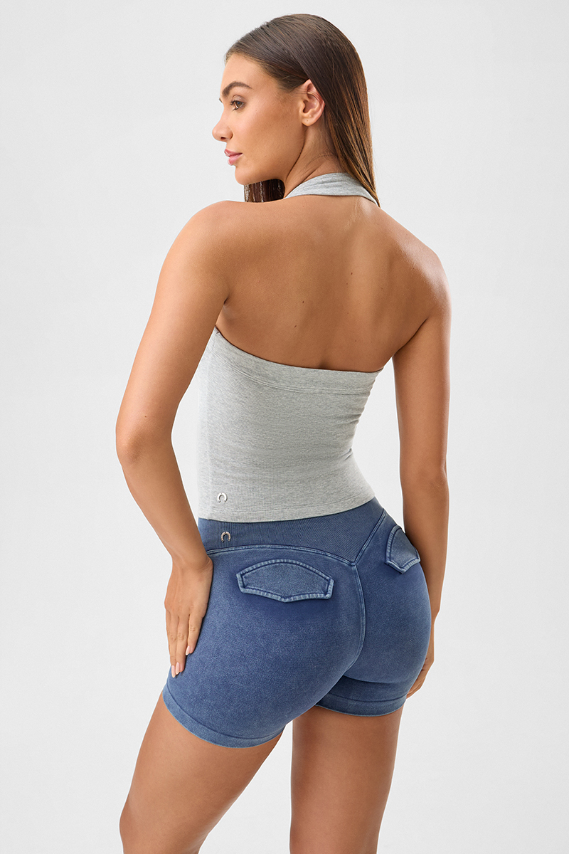 Clean Halter Tank