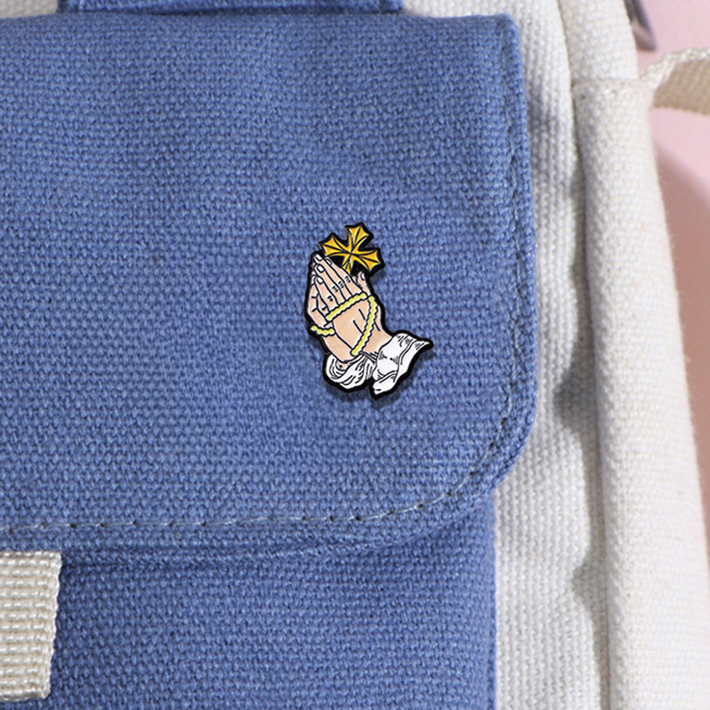 Jesus Pray metal pin