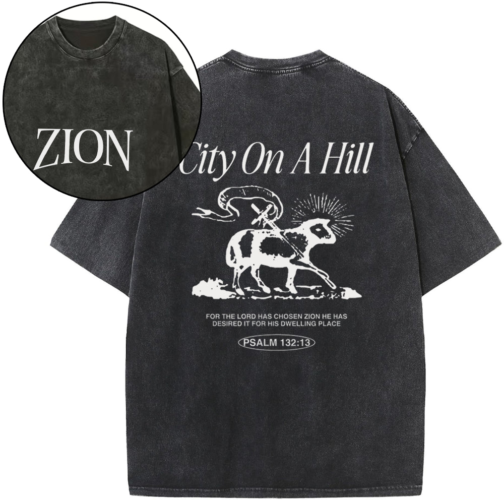 ZION Tour ( Here Comes The ) カレッジロゴTシャツ Zion City On A Hill Christian Washed T-Shirt Sale - GuidingCross
