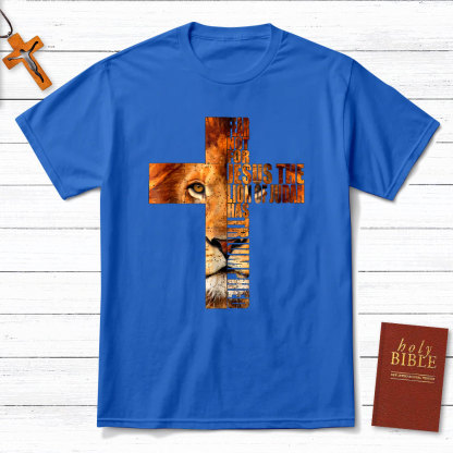 Fear Not For Jesus Lion Cross  Christian T-Shirt