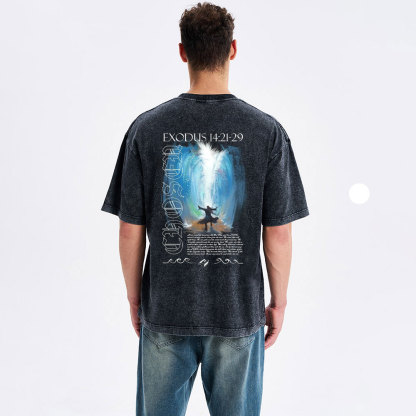 Moses Parting Sea Washed T-Shirt