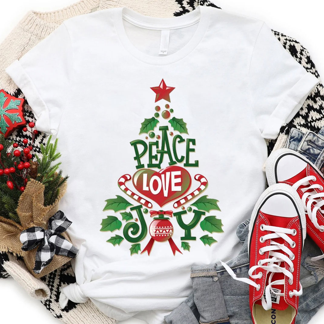 Peace And Love Christian Christmas T-Shirt