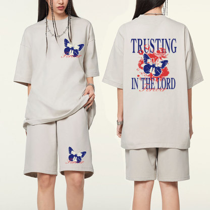 Trusting In The Lord Christian Washed T-Shirt & Shorts