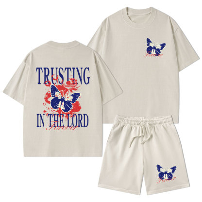 Trusting In The Lord Christian Washed T-Shirt & Shorts
