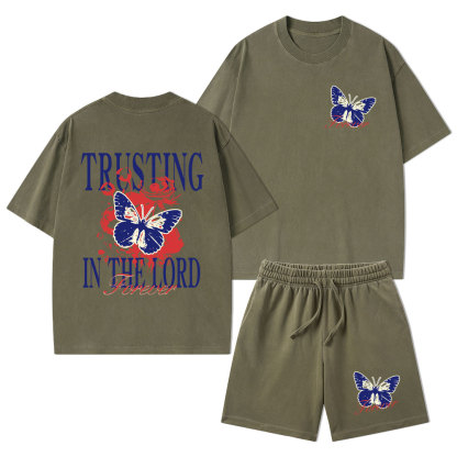 Trusting In The Lord Christian Washed T-Shirt & Shorts