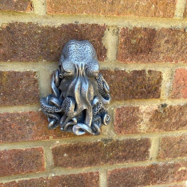 🎁Christmas Gift Is Coming🎁Octopus Bottle Opener Garden Decoration