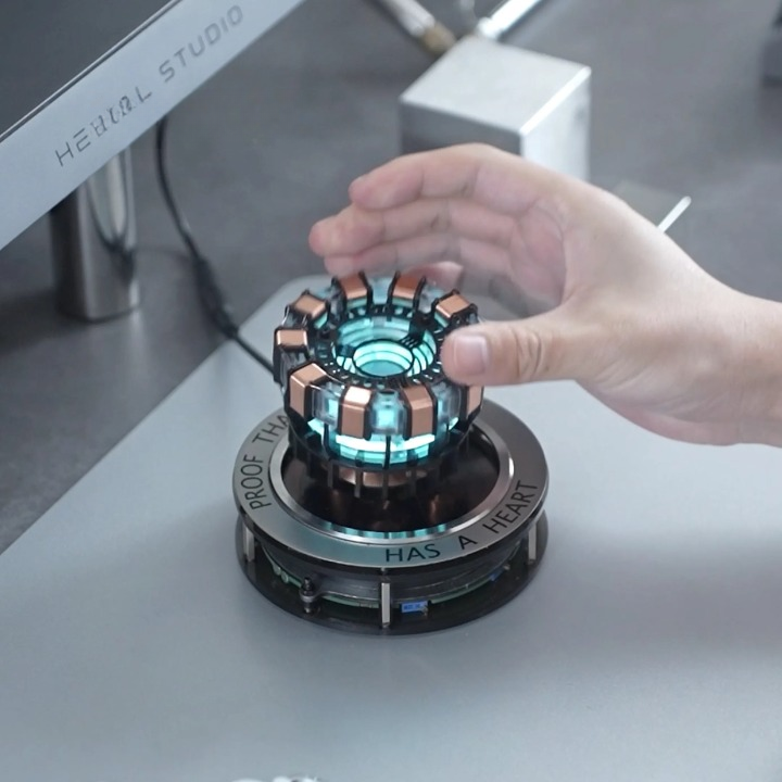 CollectFuns｜Magnetic Levitation Iron Man Arc Reactor Chest Lamp Reactor Marvel Assemble Model Collectible