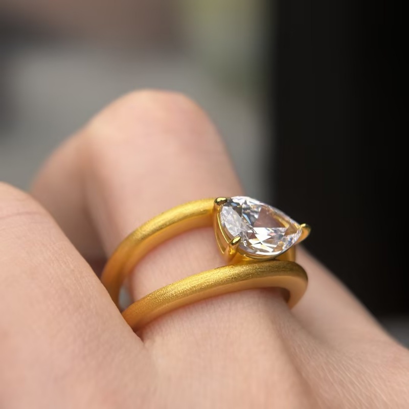 1.5ct Three-prong Setting Pear Cut White Sapphire Engagement Ring