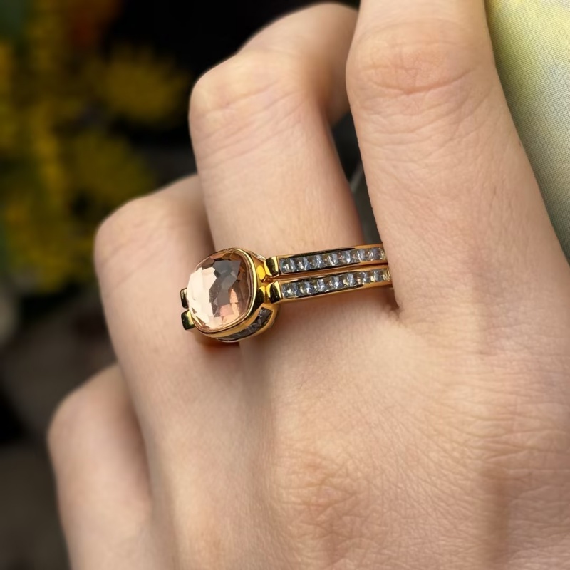 4.25ct Cushion Cut Apple Green & Pink Sapphire Reversible Cocktail Ring