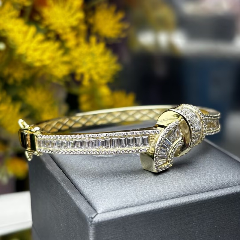 Fashion Baguette & Round Cut White Sapphire Tight Knot Bracelet