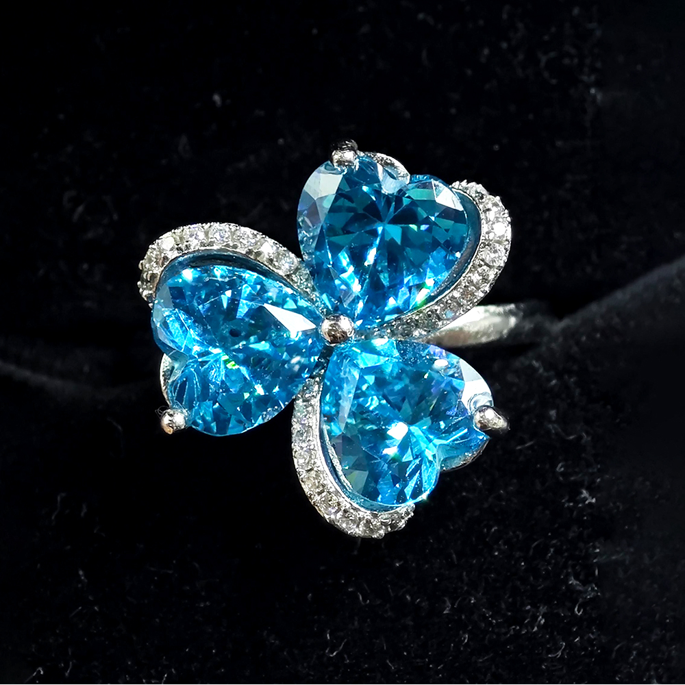 3.25ct Leaf Clover Aquamarine Sapphire Engagement Ring