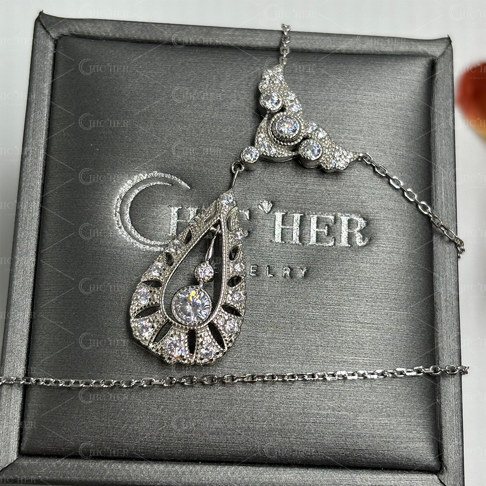 Art Deco Round Cut Diamond Pendant Necklace