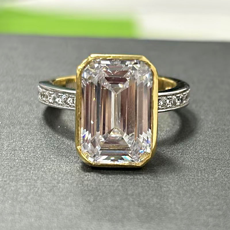 Bezel Seeting 3.5ct Emerald Cut White Sapphire Engagement Ring
