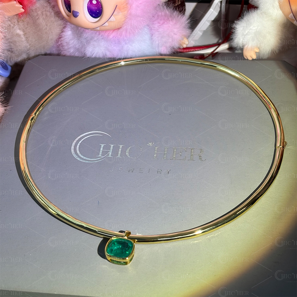 Cushion Cut Emerald Sapphire Choker Necklace