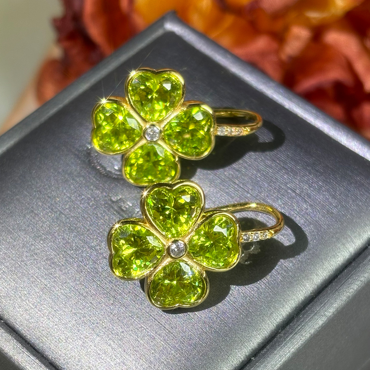 Four-Leaf Clover Peridot Earrings