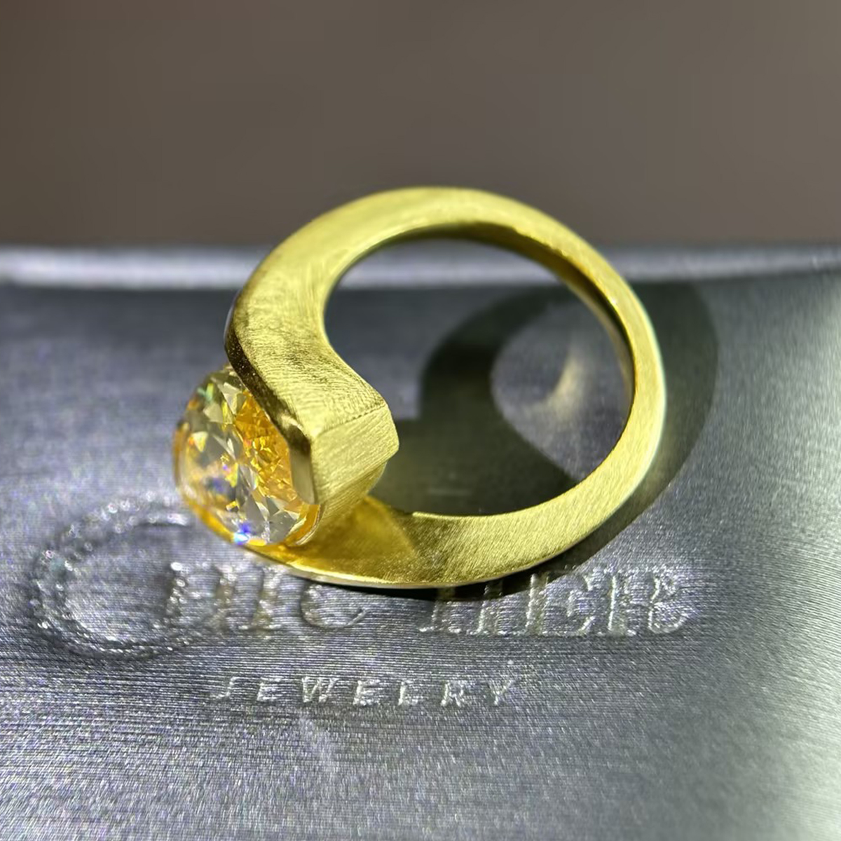 10ct Marquise Cut Yellow Sapphire Solitaire Ring