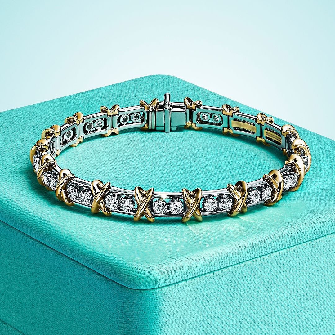 Fashion Round Cut White Sapphire Bracelet