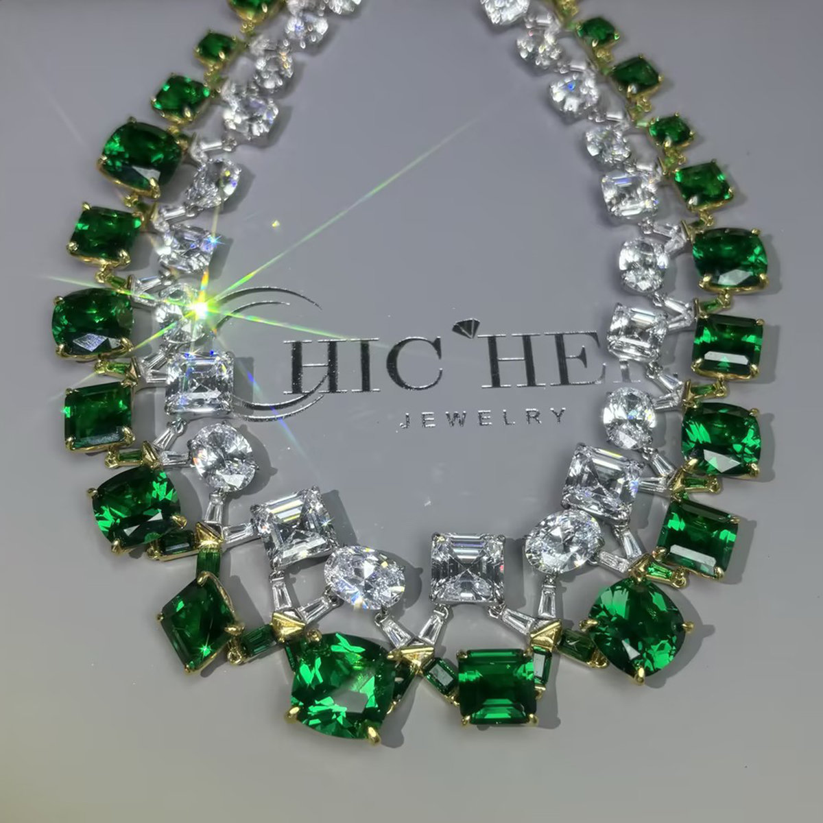 Multi-cut Emerald&White Sapphire Necklace