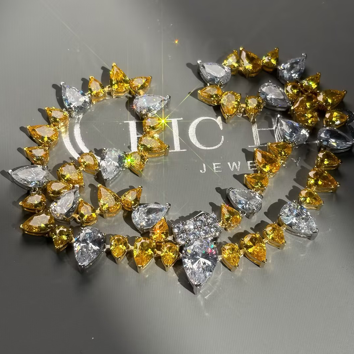 Pear Cut Yellow&White Sapphire Necklace