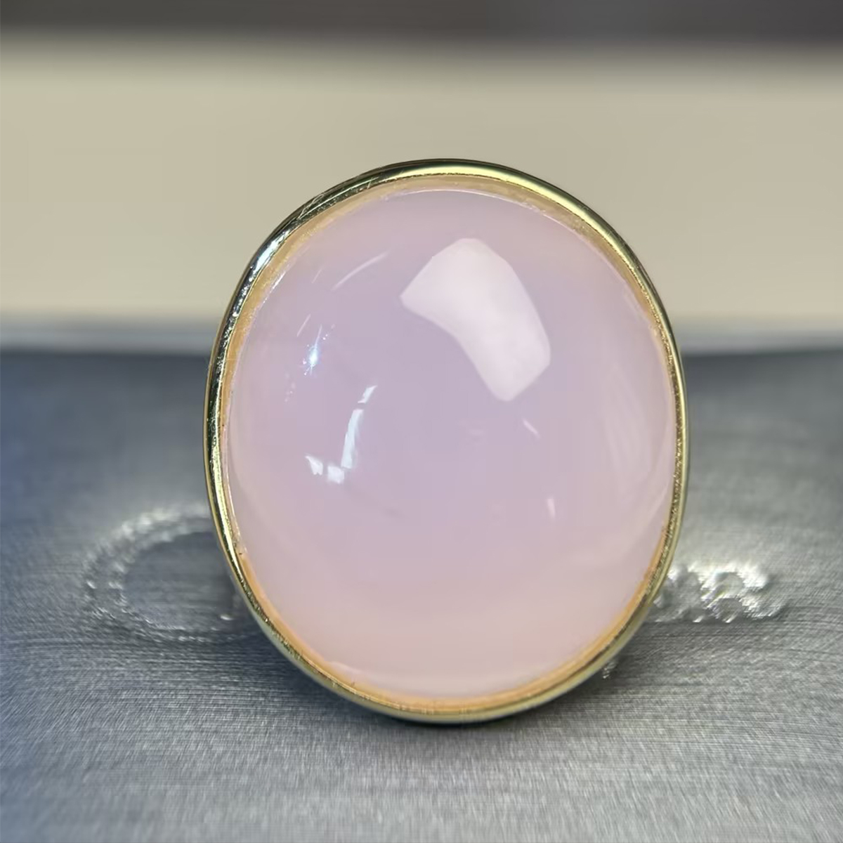 Soft Minimalist 10ct Cabochon Pink Quartz Rose Gold Ring