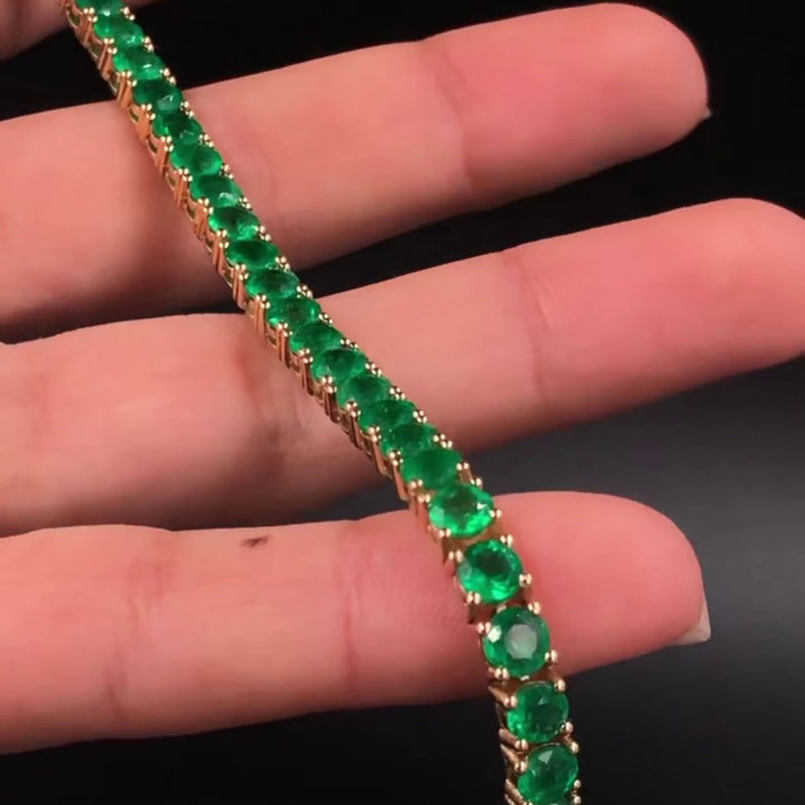 Round Cut Emerald Sapphire Tennis Chain Bracelet