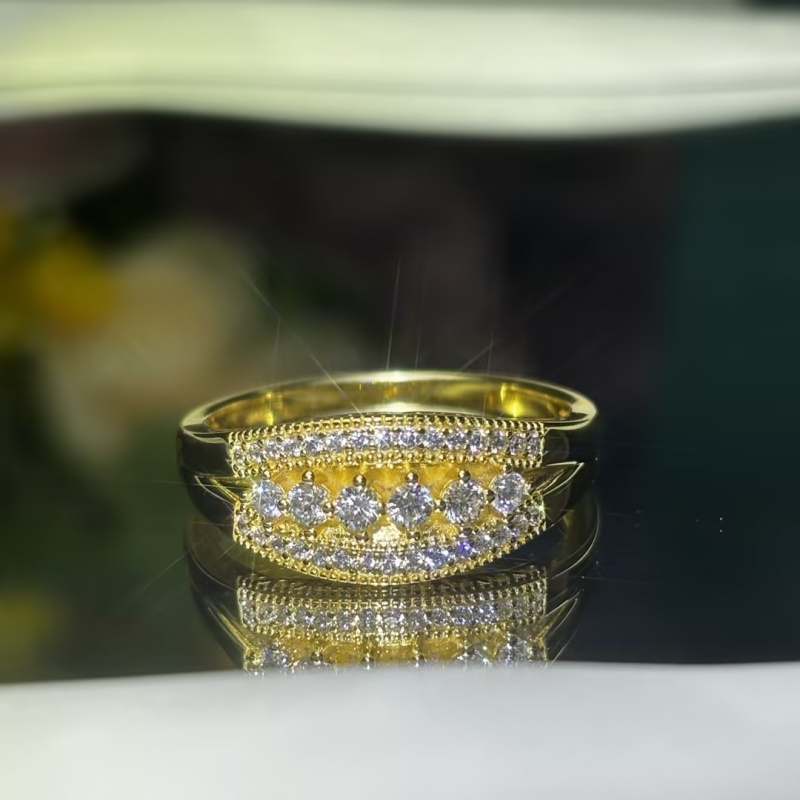 5.35ct Stunning Round Cut Diamond Wedding Band