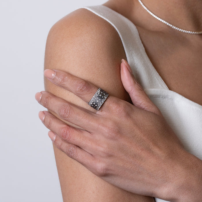 1.54ct Diamond Black Finish Cigar Band