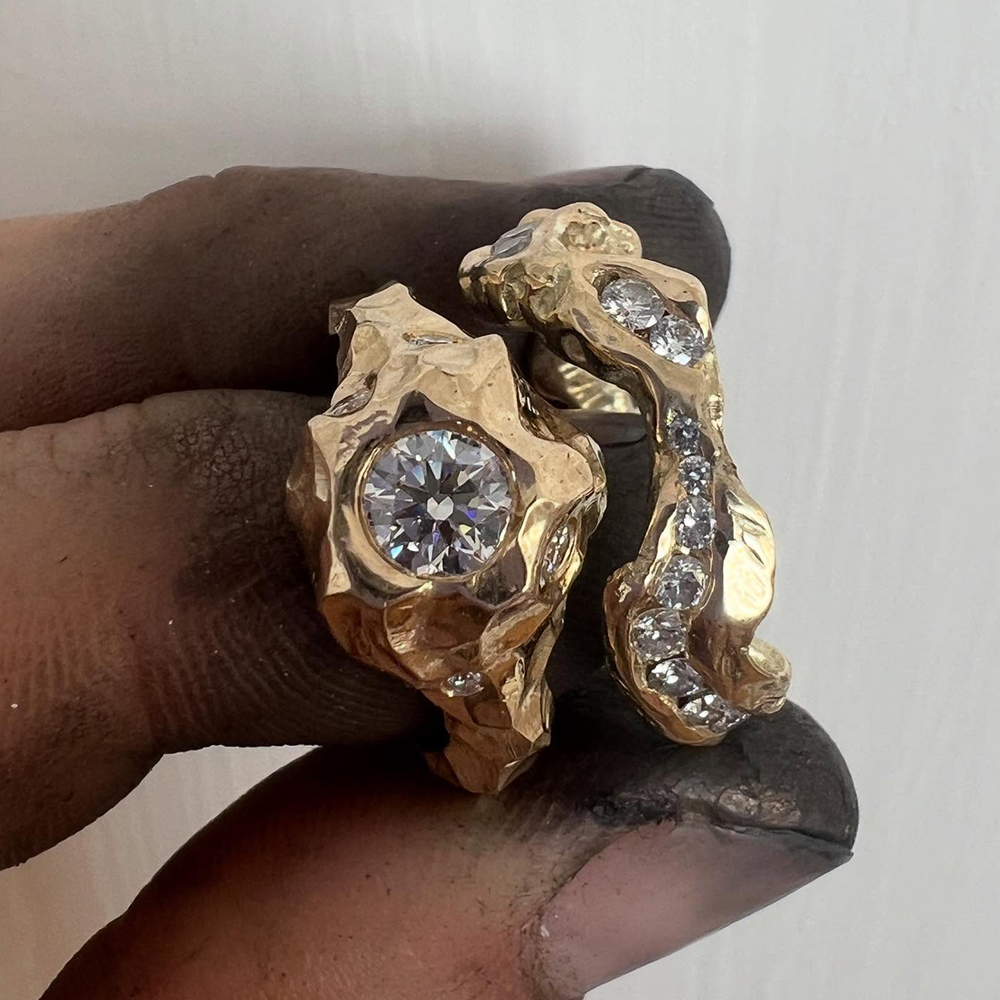 1.5ct Round Cut White Sapphire Textured Ring Set