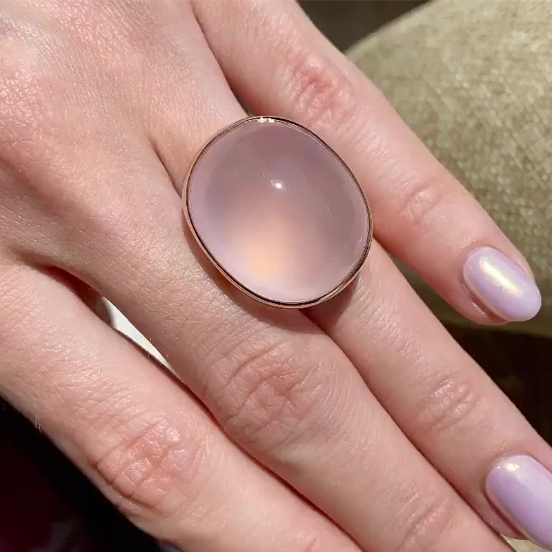 Soft Minimalist 8ct Cabochon Pink Quartz Rose Gold Ring