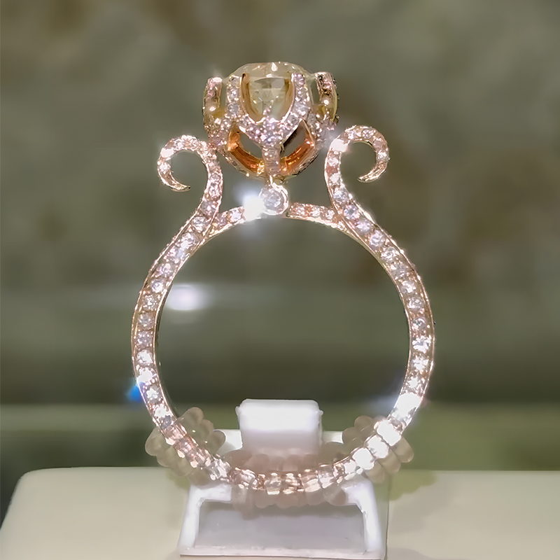 Luxury 1ct Round Cut White Sapphire Engagement Ring