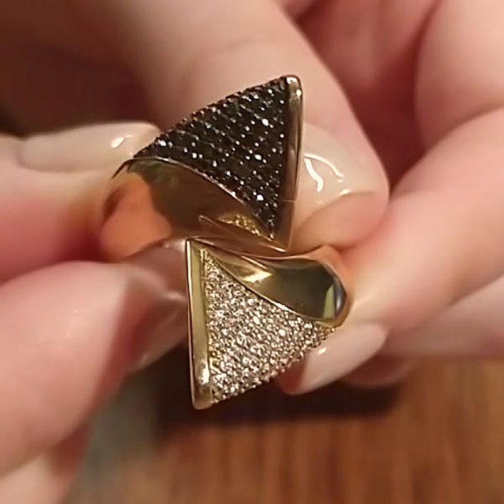 Bypass Design 1.85ct Black&White Sapphire Cocktail Ring