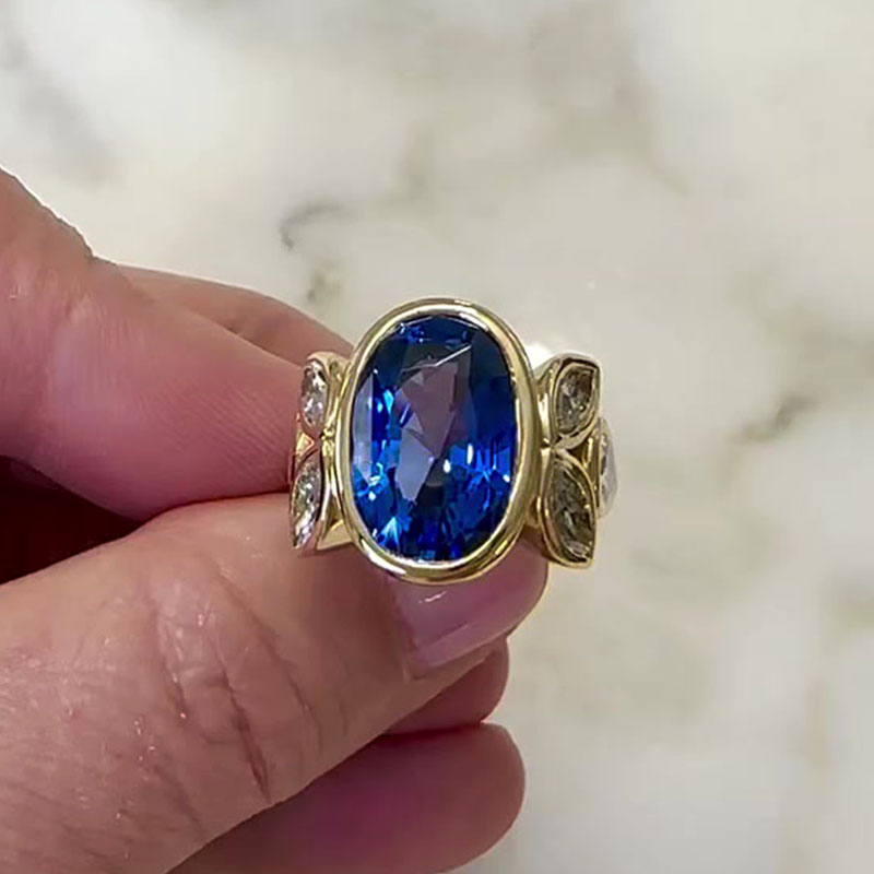 4ct Bezel Setting Oval Cut Sapphire Engagement Ring