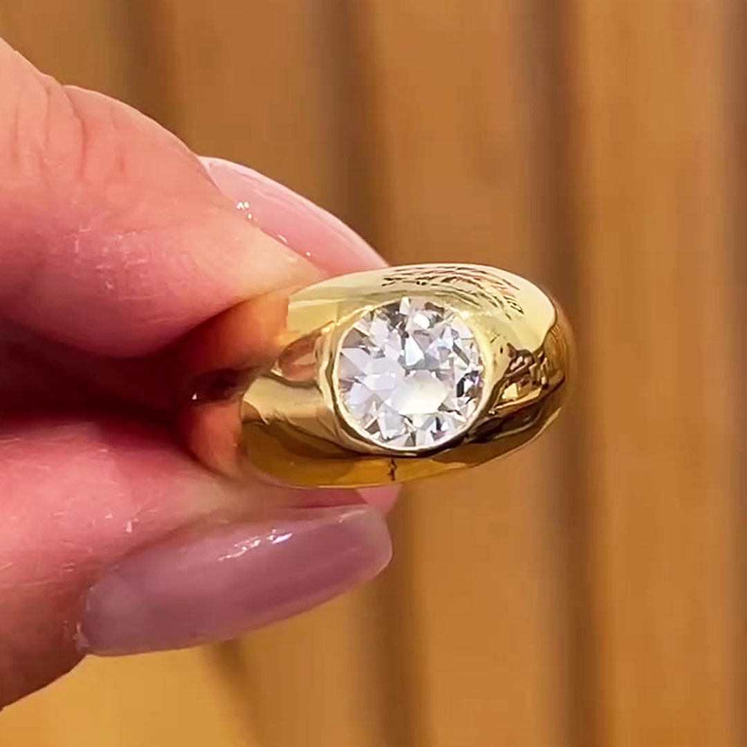 1.5ct Bezel Setting Round Cut White Sapphire Solitaire Ring