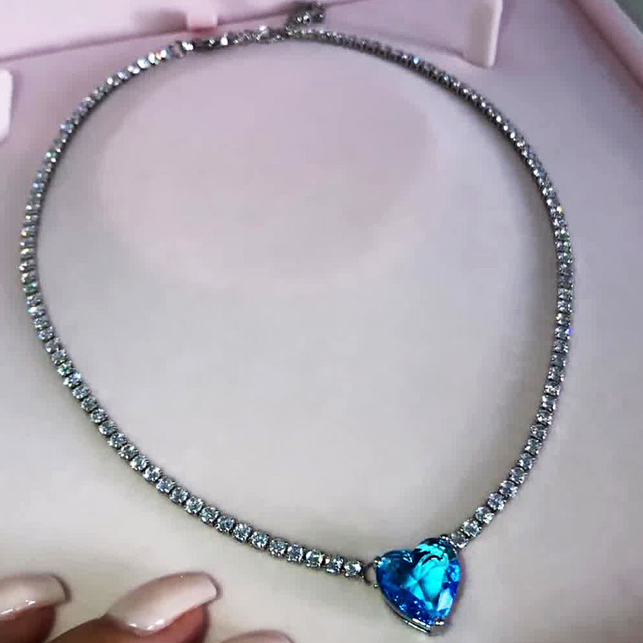 Heart Cut Aquamarine Sapphire Pendant Necklace