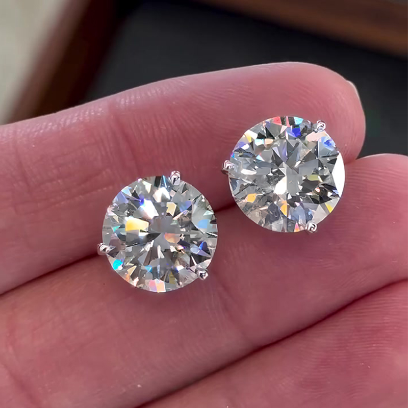 3-prong Setting Round Cut White Sapphire Stud Earrings In Platinum