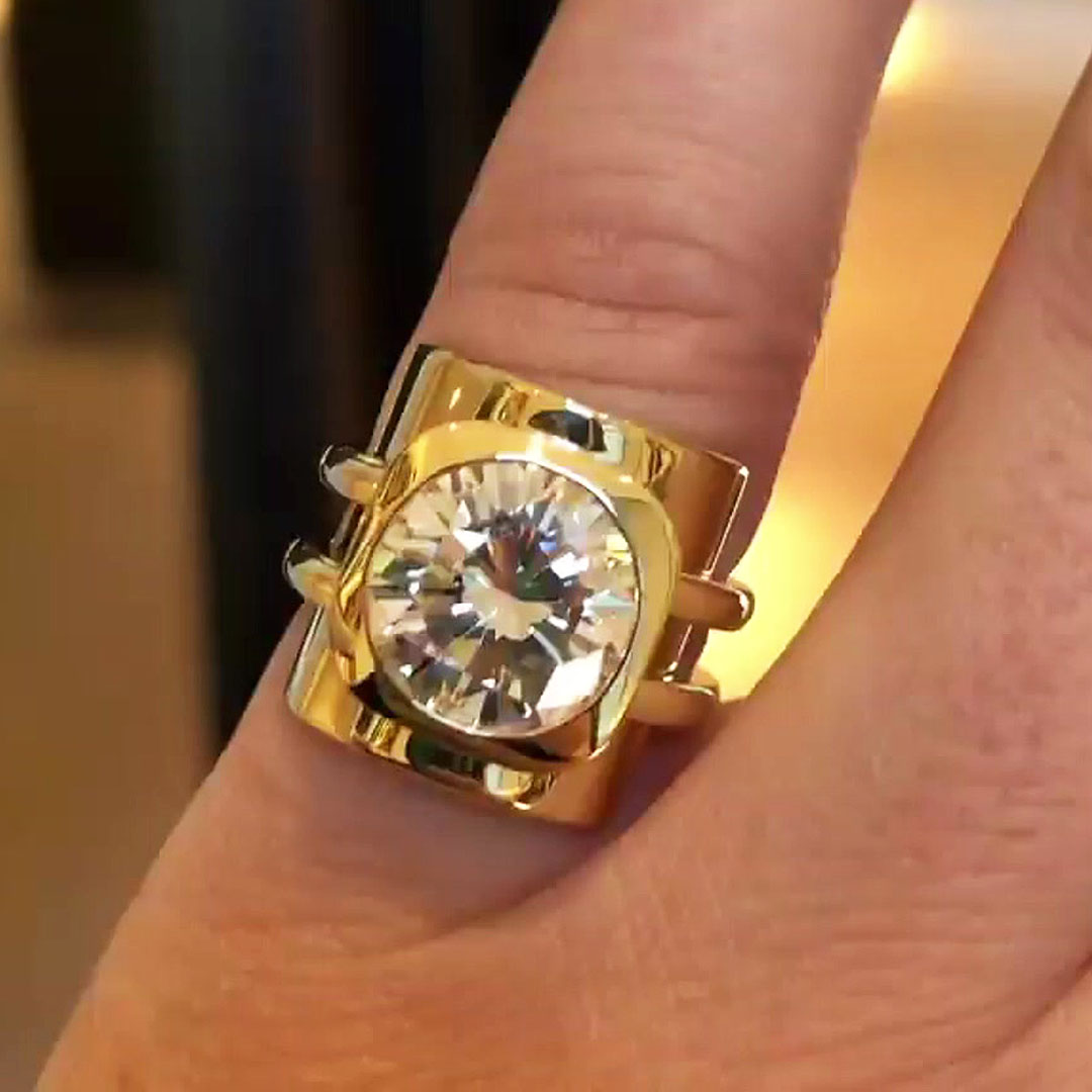 5ct Bezel Setting Round Cut White Sapphire Wide Shank Men's Ring