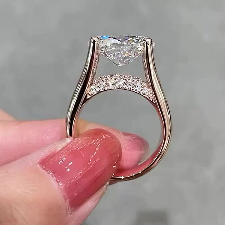 3.5ct East-west Design Oval Cut White Sapphire Engagement Ring