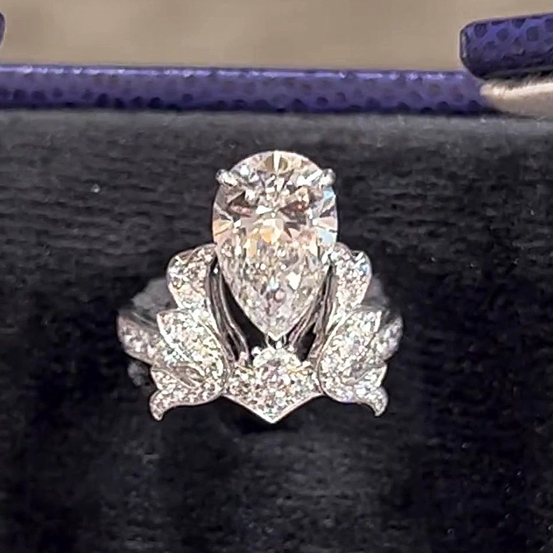 Luxury 2.45ct Pear Cut White Sapphire Crown Ring