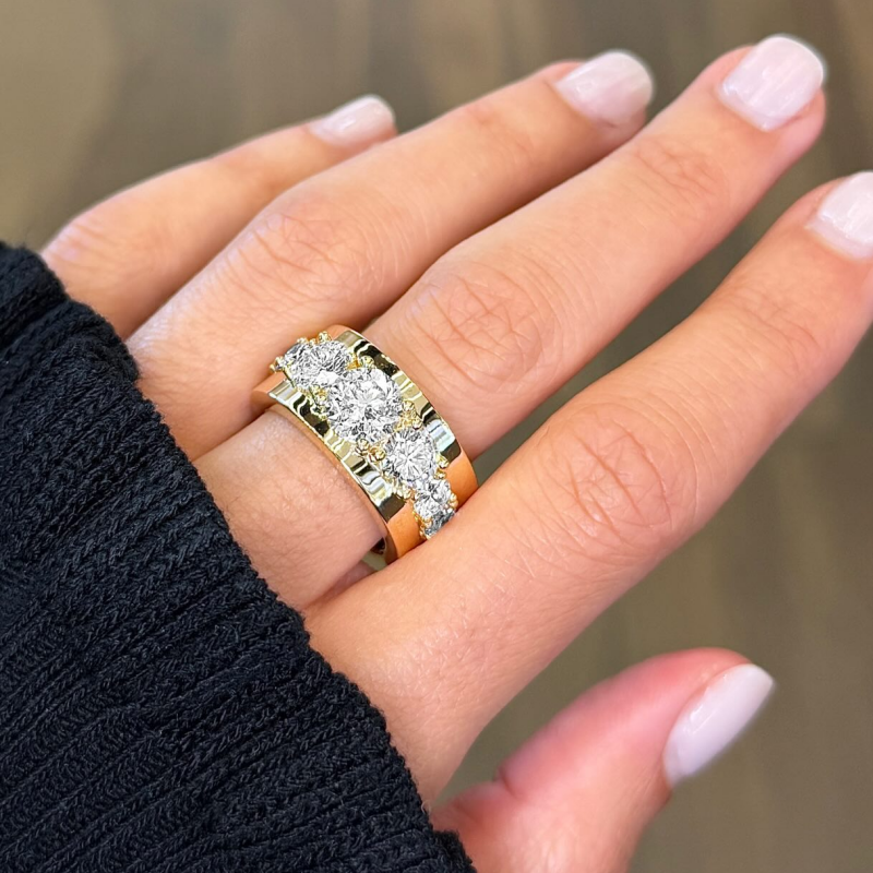 Classic 10ctw Round CutWhite Sapphire Wedding Band