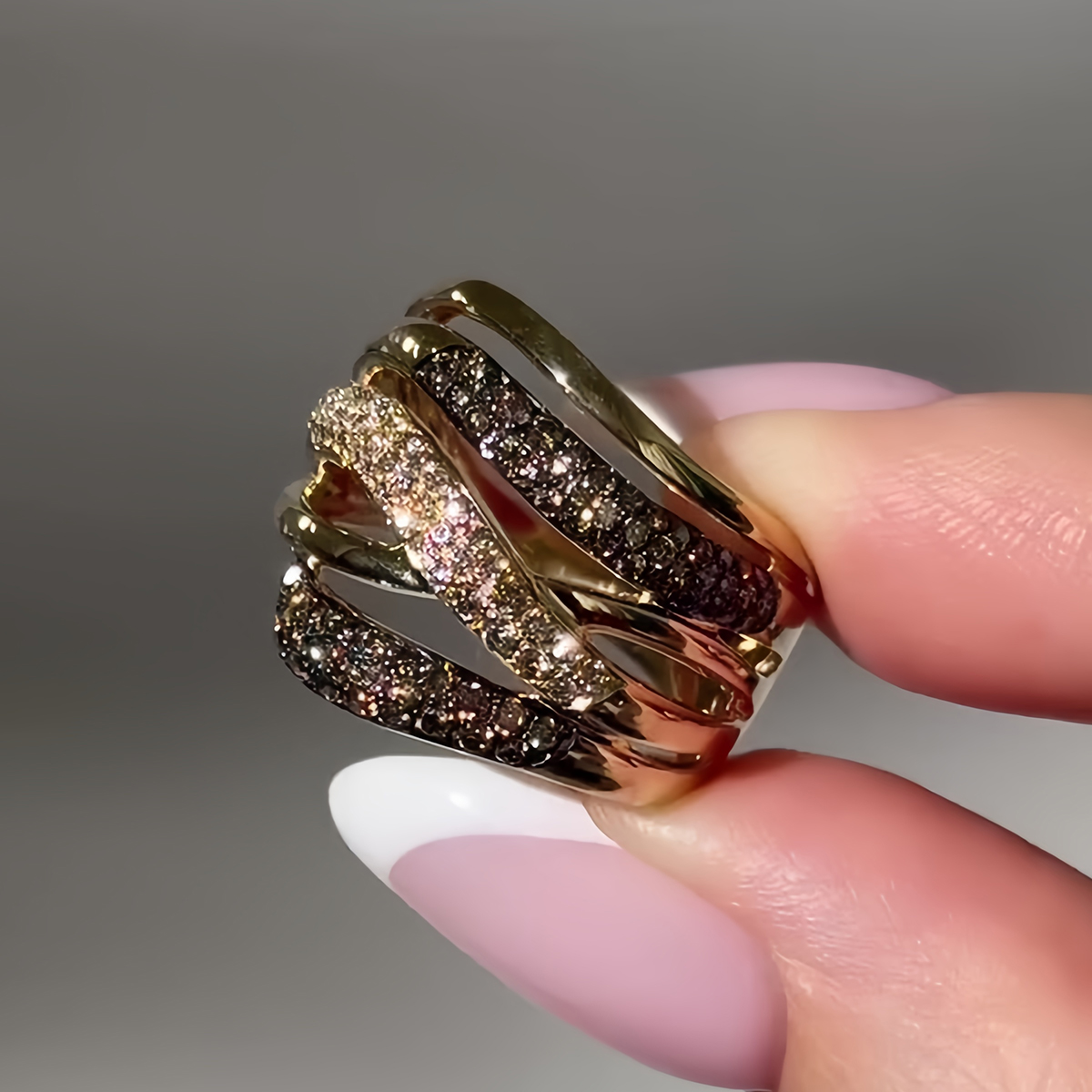 Chocolate&Yellow Sapphire Round Cut Woven Design Wedding Band